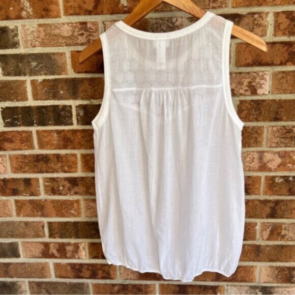 HANRO of Switzerland   BNWOT Delicate Cotton  Top Blouse with lace trim S - Picture 2 of 8